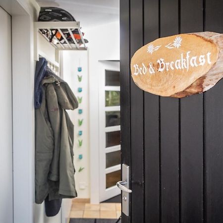 Bed and Breakfast Mybednbreakfast In Bottmingen Esterno foto