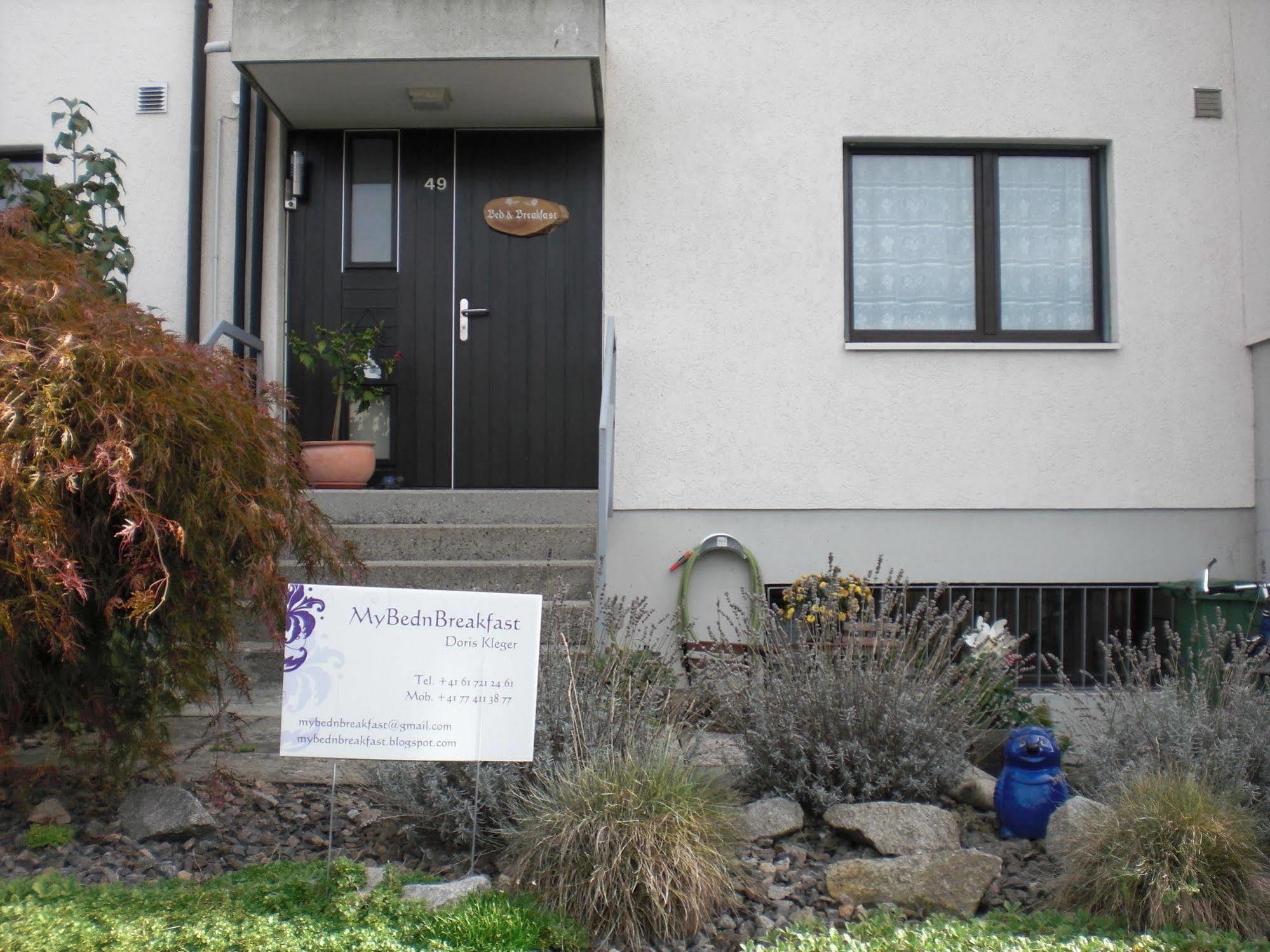 Bed and Breakfast Mybednbreakfast In Bottmingen Esterno foto