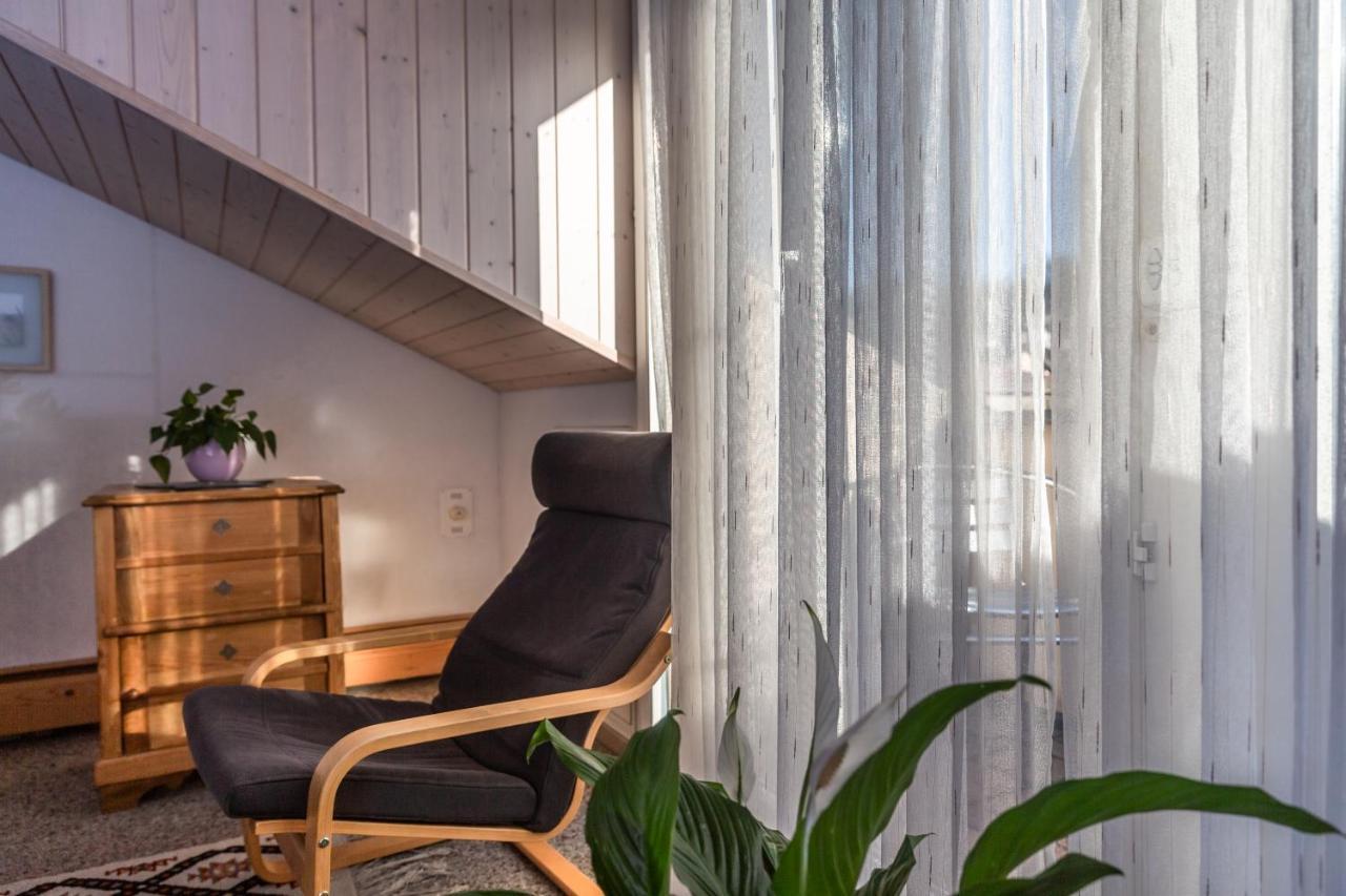 Bed and Breakfast Mybednbreakfast In Bottmingen Esterno foto
